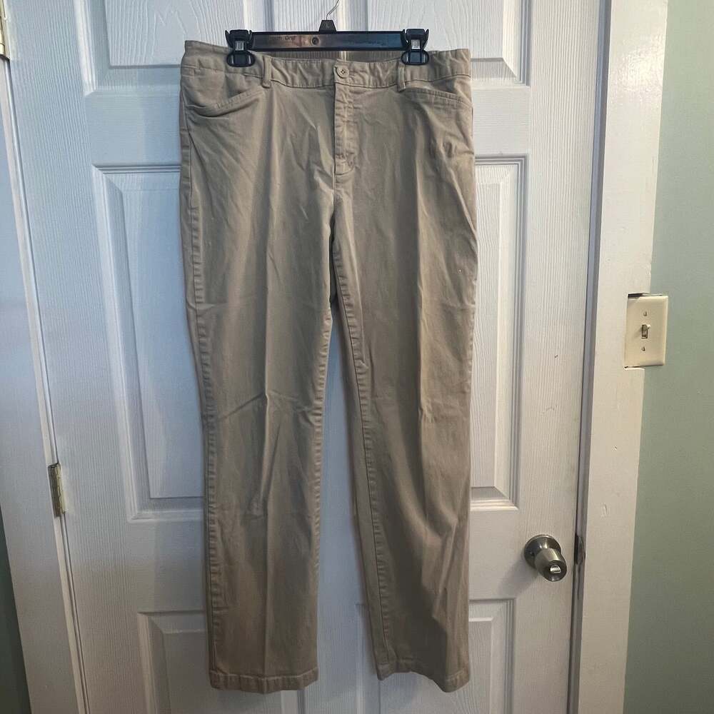 Eddie Bauer Legendwash Women's Curvy Fit Straight Leg Pants Khaki 14Flat Front